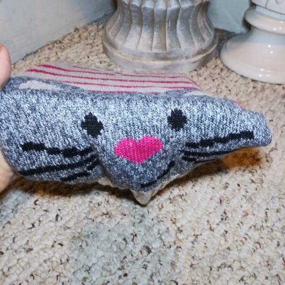 3/$18 Kitty Cat Face Dog Sweater - Picture 3 of 9